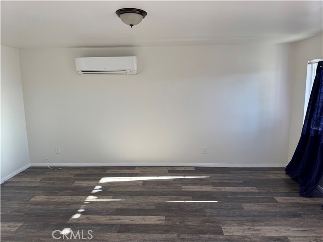 3309 E 8th Street, Los Angeles CA: https://media.crmls.org/medias/7713b479-947e-4e3d-986a-4d7580c76f8a.jpg