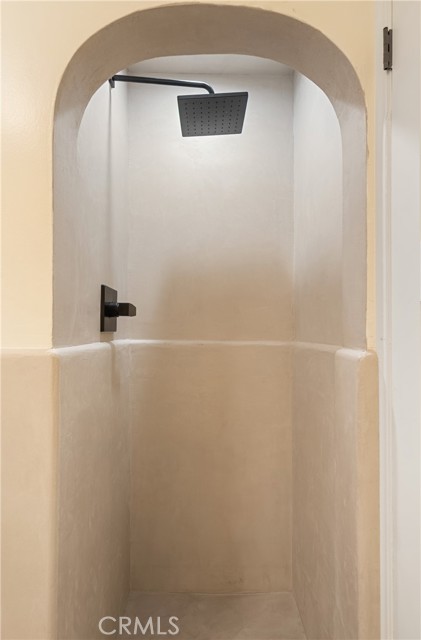 Detail Gallery Image 37 of 54 For 2014 W 84th St, Los Angeles,  CA 90047 - 3 Beds | 2 Baths