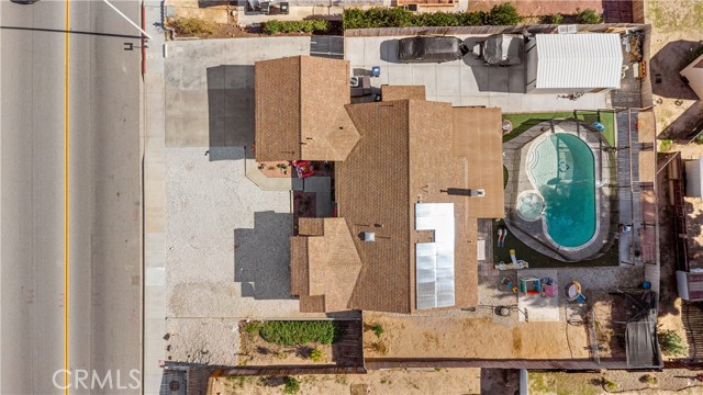 Detail Gallery Image 4 of 29 For 14129 Luna Rd, Victorville,  CA 92392 - 4 Beds | 2 Baths