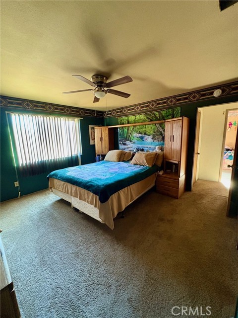11516 11516 Oakwood Avenue, Hesperia CA: https://media.crmls.org/medias/771460c8-20d0-4c62-a4e5-693dfcd8f749.jpg