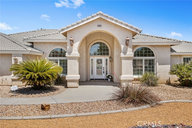 Detail Gallery Image 9 of 72 For 10978 El Centro Rd, Oak Hills,  CA 92344 - 4 Beds | 3 Baths