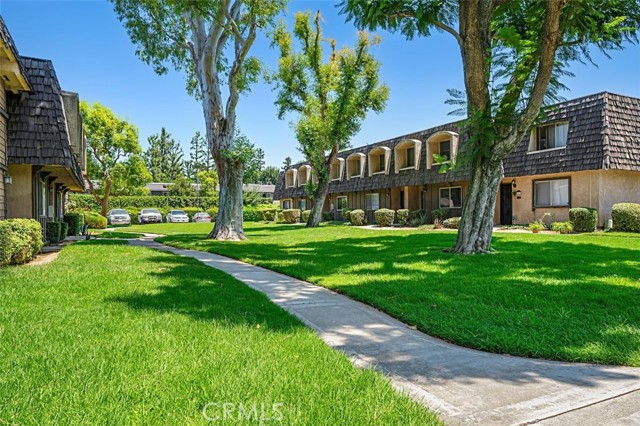 10544 White Oak Drive, Riverside CA: https://media.crmls.org/medias/771514f3-69e6-4d9f-81a3-ce2628318dfa.jpg