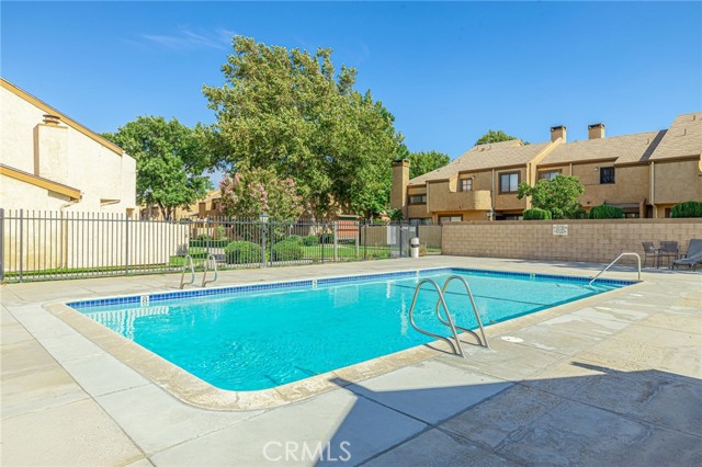 Detail Gallery Image 22 of 24 For 1844 E Avenue J2 #4,  Lancaster,  CA 93535 - 3 Beds | 2/1 Baths