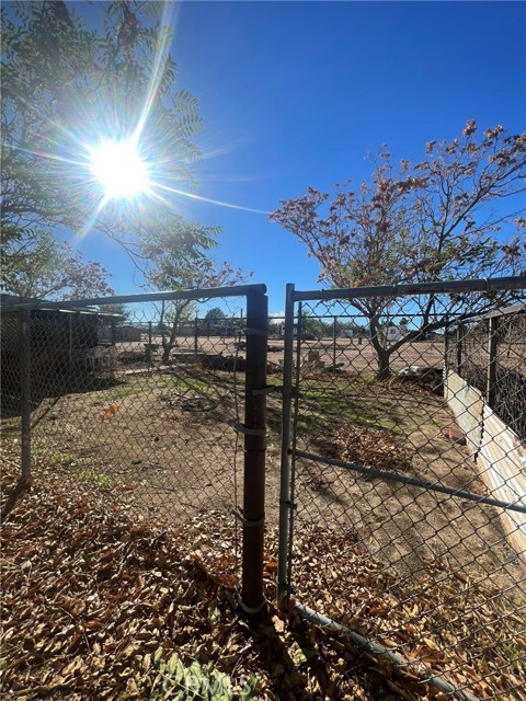 15900 Mesquite, Hesperia CA: https://media.crmls.org/medias/7715d6ff-a926-4338-b934-c6cd44433c06.jpg