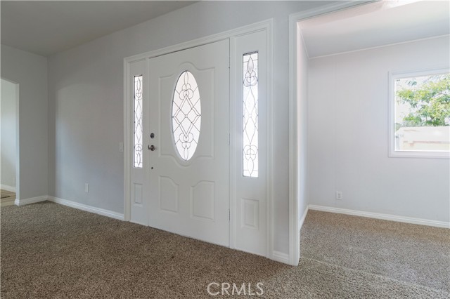 Detail Gallery Image 10 of 42 For 9375 Grace Ave, Fontana,  CA 92335 - 5 Beds | 2 Baths