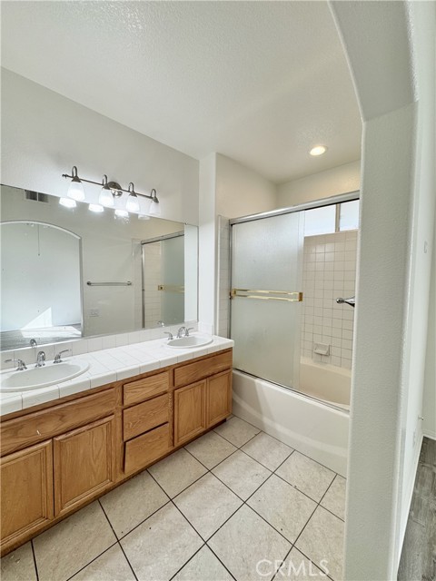 Detail Gallery Image 11 of 17 For 6168 Stonebridge Ave, Westminster,  CA 92683 - 3 Beds | 2 Baths