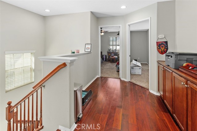 Detail Gallery Image 29 of 39 For 814 Pyramid Ct, Corona,  CA 92880 - 4 Beds | 2/1 Baths