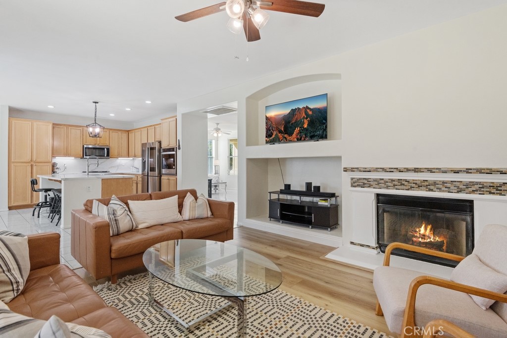 MLS #OC25166574 img 10