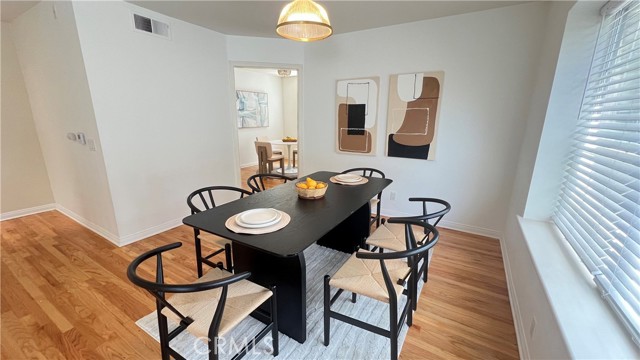 Detail Gallery Image 12 of 29 For 1830 Stoner Ave #1,  Los Angeles,  CA 90025 - 2 Beds | 3 Baths