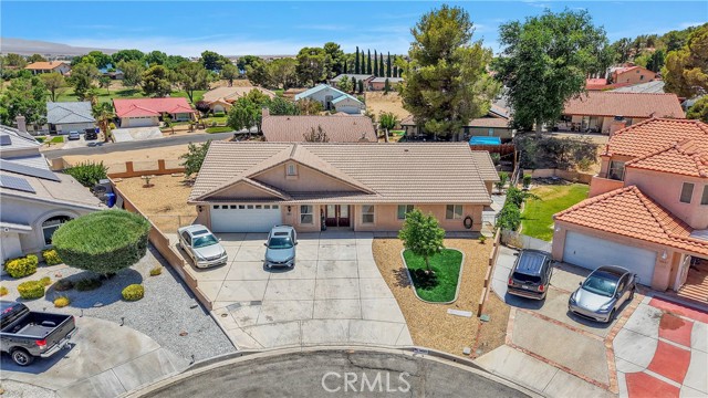 14665 Echo Lane, Helendale CA: https://media.crmls.org/medias/77185165-db2c-4d51-b859-0c8a114fe9df.jpg