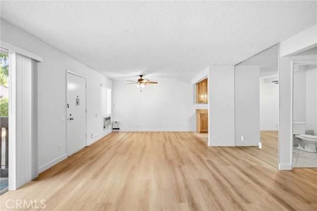 318 S Miraleste Drive, San Pedro CA: https://media.crmls.org/medias/77189d35-c866-4913-8199-38a44139f04b.jpg