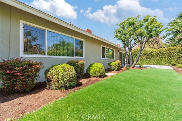 Detail Gallery Image 8 of 55 For 557 S Gardner Dr, Orange,  CA 92866 - 3 Beds | 2 Baths