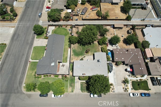 125 Hilton Street, Madera CA: https://media.crmls.org/medias/7719528e-3c2e-43d2-b508-e89d8072de5e.jpg