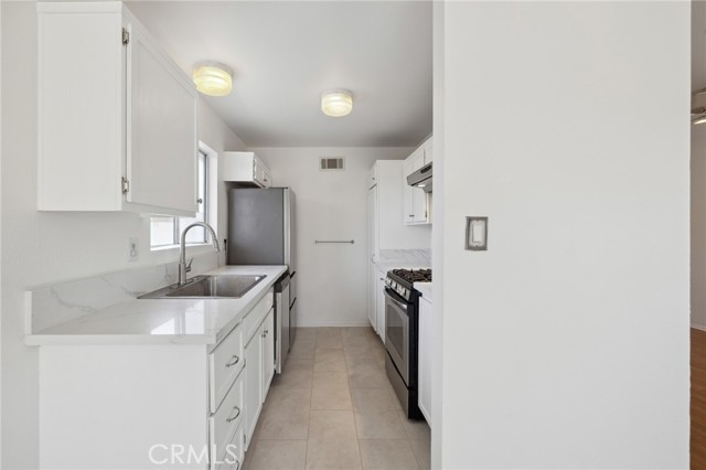 Detail Gallery Image 38 of 48 For 23320 Western Ave #D,  Harbor City,  CA 90710 - 3 Beds | 2 Baths