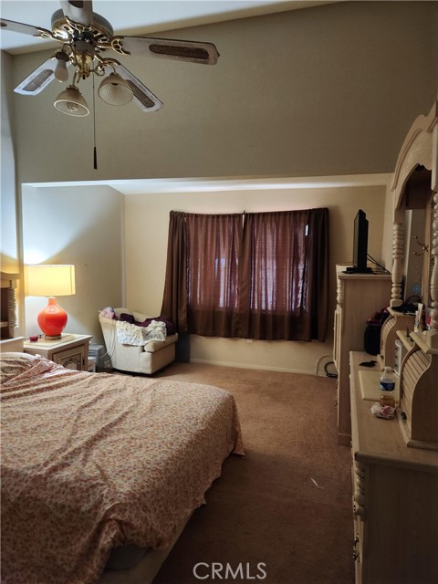 Detail Gallery Image 6 of 14 For 5277 Roberts Rd, Yucca Valley,  CA 92284 - 2 Beds | 2 Baths