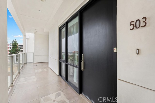 Detail Gallery Image 5 of 31 For 210 N Monterey St #503,  Alhambra,  CA 91801 - 2 Beds | 2 Baths