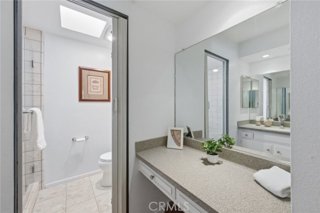 Detail Gallery Image 23 of 34 For 4320 Glencoe Ave #2,  Marina Del Rey,  CA 90292 - 2 Beds | 3 Baths