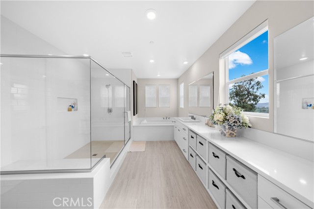 Detail Gallery Image 29 of 58 For 545 Serrano Summit Dr, Lake Forest,  CA 92630 - 5 Beds | 4 Baths