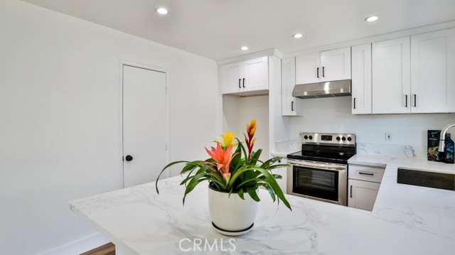 Detail Gallery Image 15 of 36 For 951 S Citron St #5,  Anaheim,  CA 92805 - 2 Beds | 2 Baths