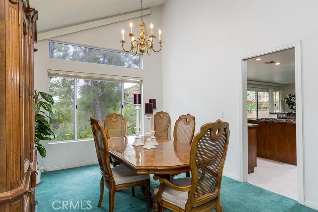 Detail Gallery Image 9 of 49 For 21714 Agajanian Ln, Saugus,  CA 91350 - 4 Beds | 3 Baths