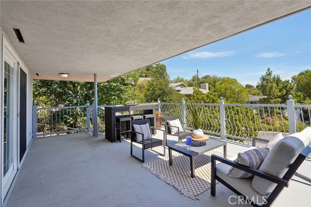 Detail Gallery Image 32 of 41 For 4527 Leata Ln, La Canada Flintridge,  CA 91011 - 2 Beds | 2 Baths