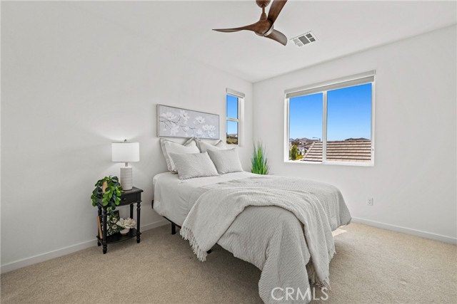 28528 Wildflower Terrace, Castaic CA: https://media.crmls.org/medias/771e8ffc-3bc0-445b-84dd-83757616b9c7.jpg