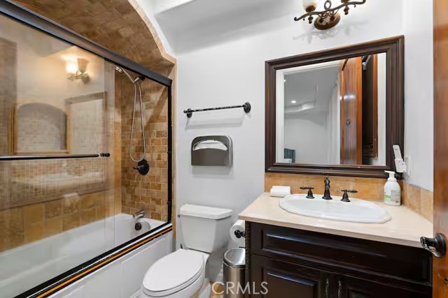 16806 Addison Street photo 17