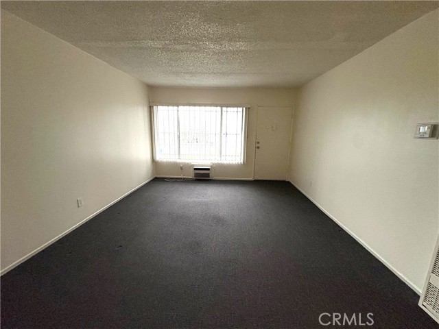 Detail Gallery Image 4 of 11 For 3920 Marathon St #10,  Los Angeles,  CA 90029 - 1 Beds | 1 Baths