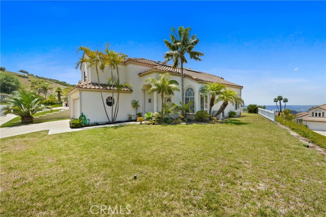 40 Paseo Alba, San Clemente CA: https://media.crmls.org/medias/7720f914-d89c-4fcb-9de6-43ea06ad0a40.jpg