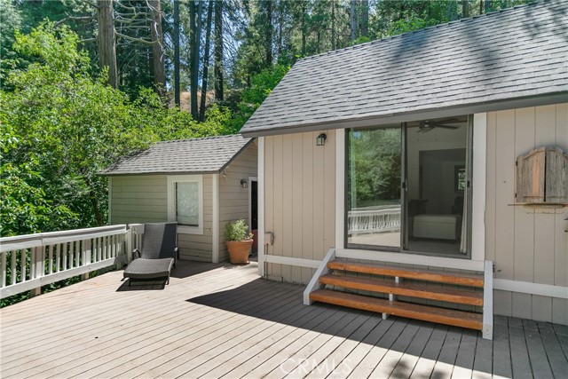 Detail Gallery Image 12 of 36 For 841 Cottage Grove Rd, Lake Arrowhead,  CA 92352 - 2 Beds | 2 Baths