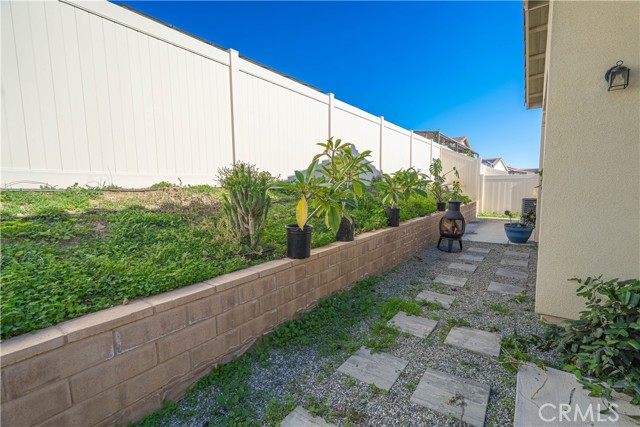 Detail Gallery Image 34 of 44 For 2111 Seville, Santa Paula,  CA 93060 - 4 Beds | 2/1 Baths