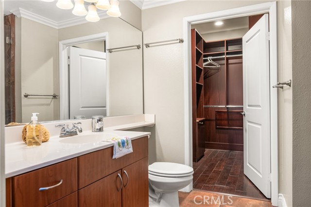 Detail Gallery Image 16 of 30 For 1801 E Katella Ave #2023,  Anaheim,  CA 92805 - 2 Beds | 2 Baths