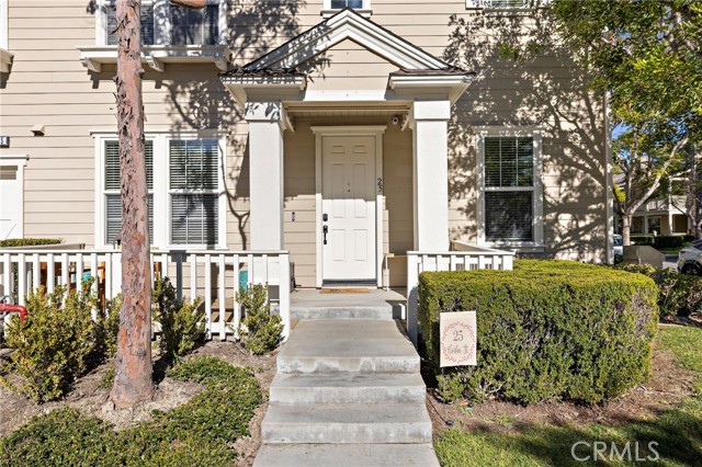 Detail Gallery Image 2 of 32 For 25 Corbin, Ladera Ranch,  CA 92694 - 2 Beds | 2/1 Baths