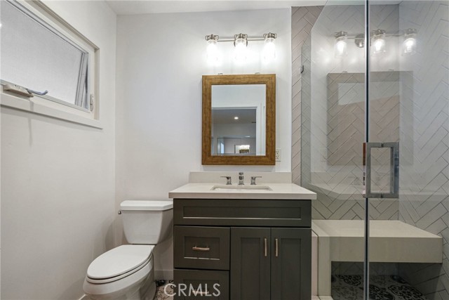 6615 Farralone Avenue, Woodland Hills CA: https://media.crmls.org/medias/7722cd20-3d28-41df-9654-b922440eb5d5.jpg