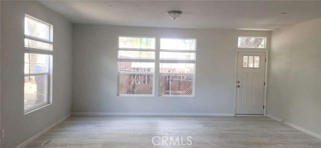 33033 -33031 Catlin Avenue, Hemet CA: https://media.crmls.org/medias/772346e1-fe92-41d0-ab48-cb2a8fb36424.jpg