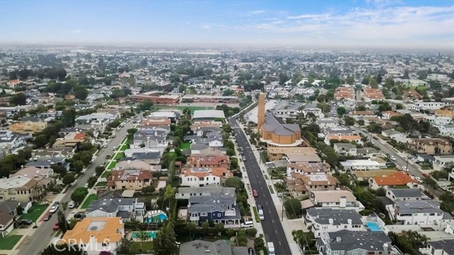 609 15th Street, Manhattan Beach, California 90266, 5 Bedrooms Bedrooms, ,1 BathroomBathrooms,Residential,Sold,15th,SB21193724