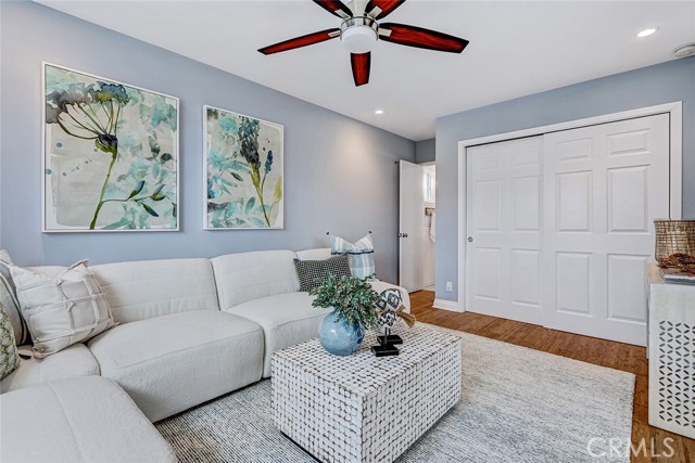 Detail Gallery Image 15 of 32 For 320 31 St, Manhattan Beach,  CA 90266 - 3 Beds | 2/1 Baths