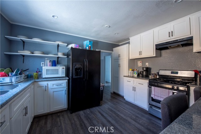 723 E 73rd Street, Los Angeles, CA, 90001 723 E 73rd Street, Los Angeles, CA, 90001