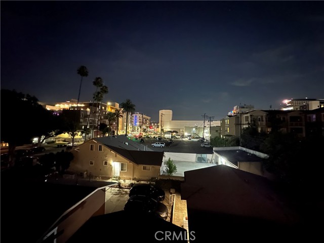 Detail Gallery Image 13 of 32 For 336 West California Avenue #303,  Glendale,  CA 91203 - 2 Beds | 2 Baths
