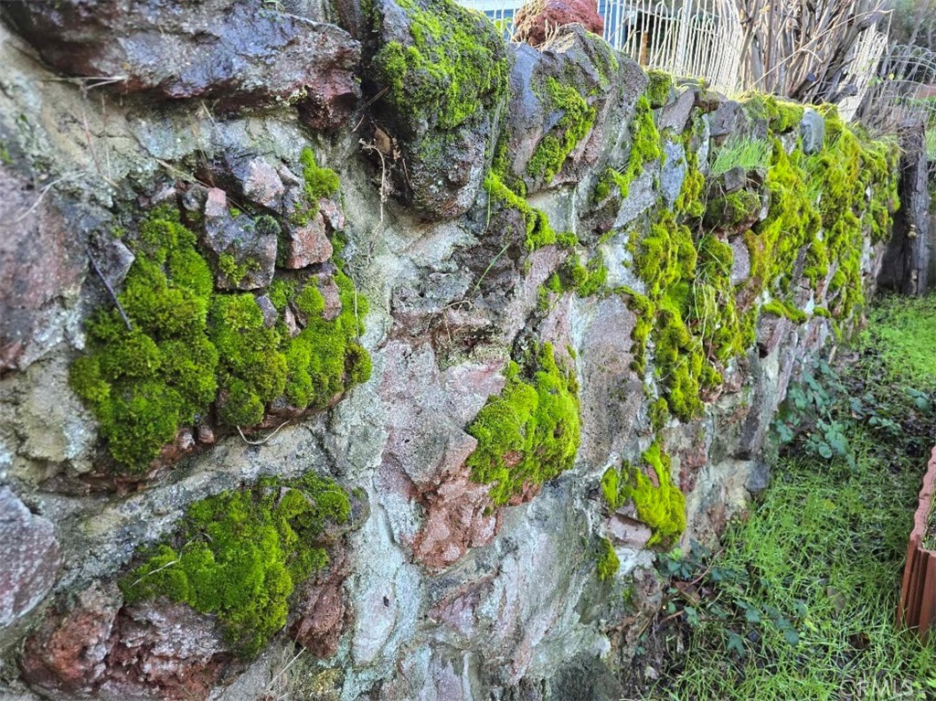 https://media.crmls.org/medias/77258750-bb3a-4cac-8e49-fbccc8f9d629.jpg?preset=X-Large