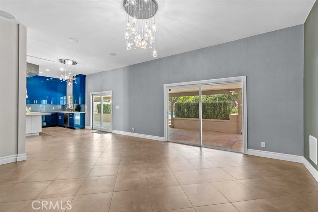 17206 Nugent Place, Granada Hills CA: https://media.crmls.org/medias/772698ab-1ffe-452f-968f-d3ac287af0e4.jpg