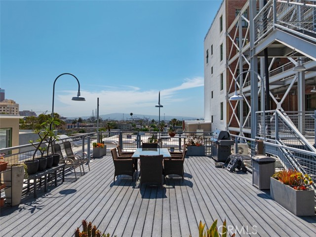 Detail Gallery Image 16 of 21 For 100 W 5th St 3g,  Long Beach,  CA 90802 - 1 Beds | 1 Baths