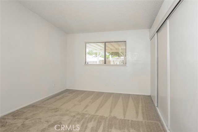 1115 E Avenue J6, Lancaster CA: https://media.crmls.org/medias/7727eddc-6266-42b7-94f5-0f2ad6be5c1b.jpg