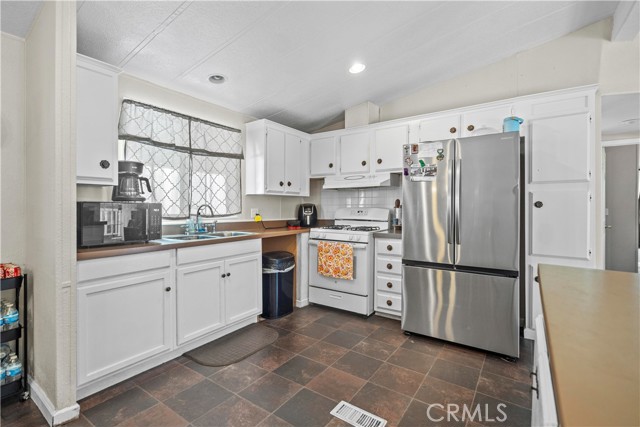 MLS #CV25171224 image #20