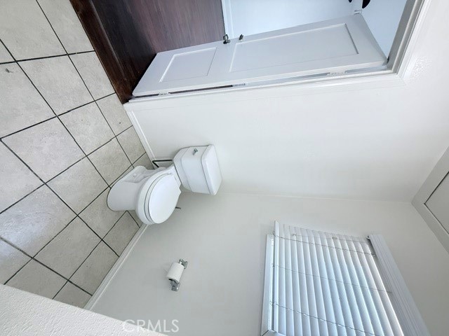 https://media.crmls.org/medias/772a07d7-ac55-40e7-b15f-c9df1eba90c0.jpg?preset=X-Large