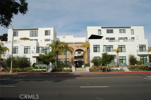 Detail Gallery Image 2 of 38 For 399 E Del Mar Bld #117,  Pasadena,  CA 91101 - 2 Beds | 2 Baths