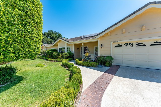 22501 Marilla Street, Chatsworth CA: https://media.crmls.org/medias/772ad2d0-9c30-40e4-a20e-fdcef6cc9c0d.jpg