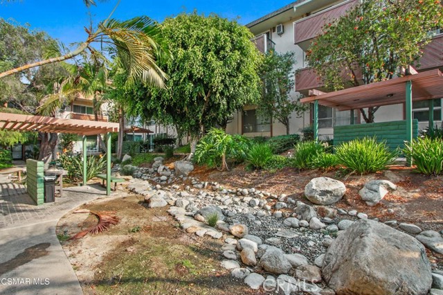 Detail Gallery Image 7 of 21 For 5585 E Pacific Coast Hwy #154,  Long Beach,  CA 90804 - 2 Beds | 2 Baths