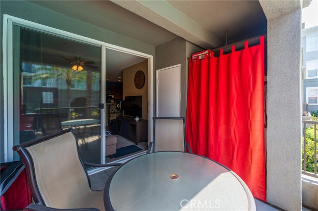 1801 E Katella Avenue, Anaheim CA: https://media.crmls.org/medias/772b5059-bb89-4f3f-a5ef-cc44e2669d76.jpg