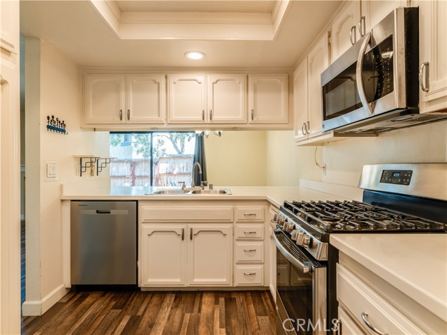 Detail Gallery Image 15 of 42 For 426 Parkview, Santa Maria,  CA 93455 - 3 Beds | 2/1 Baths